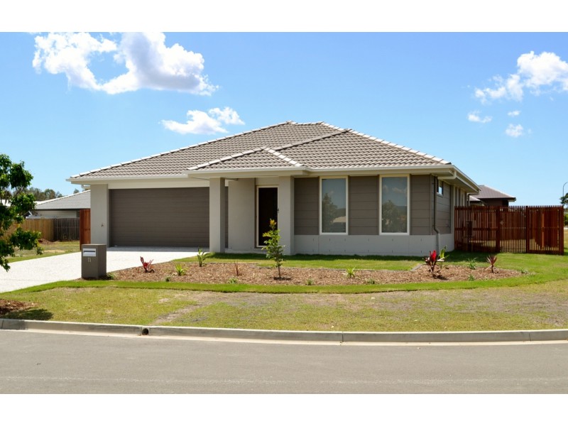 11 Undarra Street, Pimpama QLD 4209