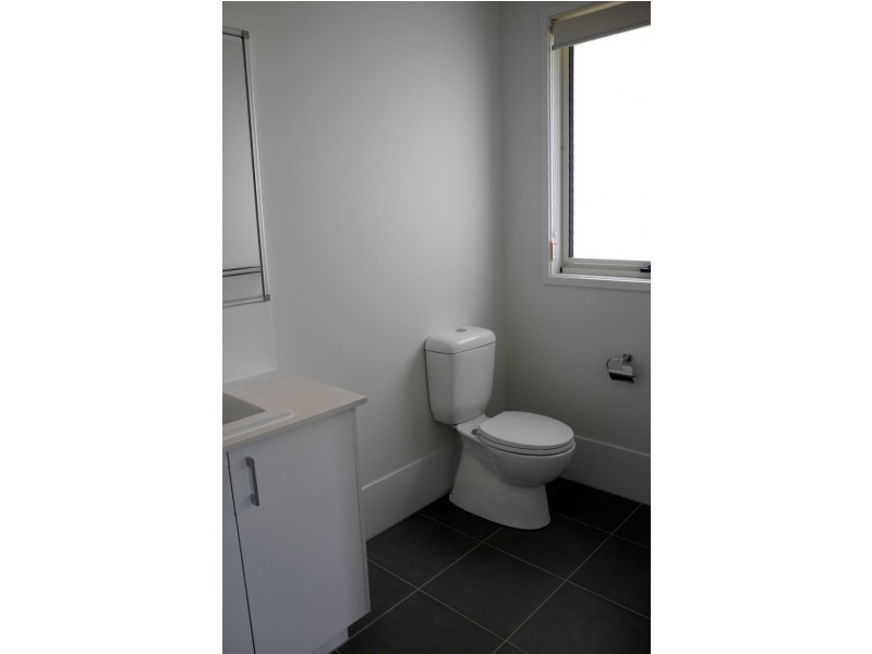 11 Undarra Street, Pimpama QLD 4209