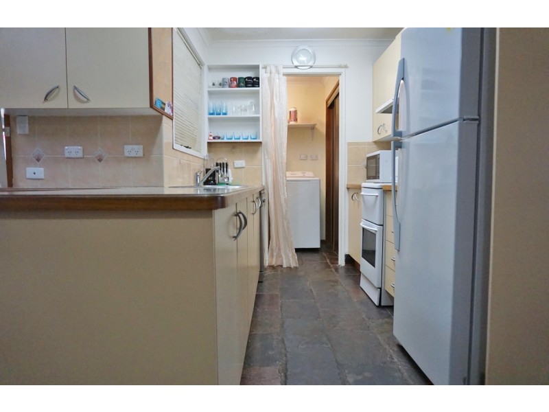 42 Thoms Crescent, Mount Warren Park QLD 4207