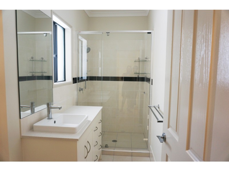 33 Algia Crescent, Underwood QLD 4119