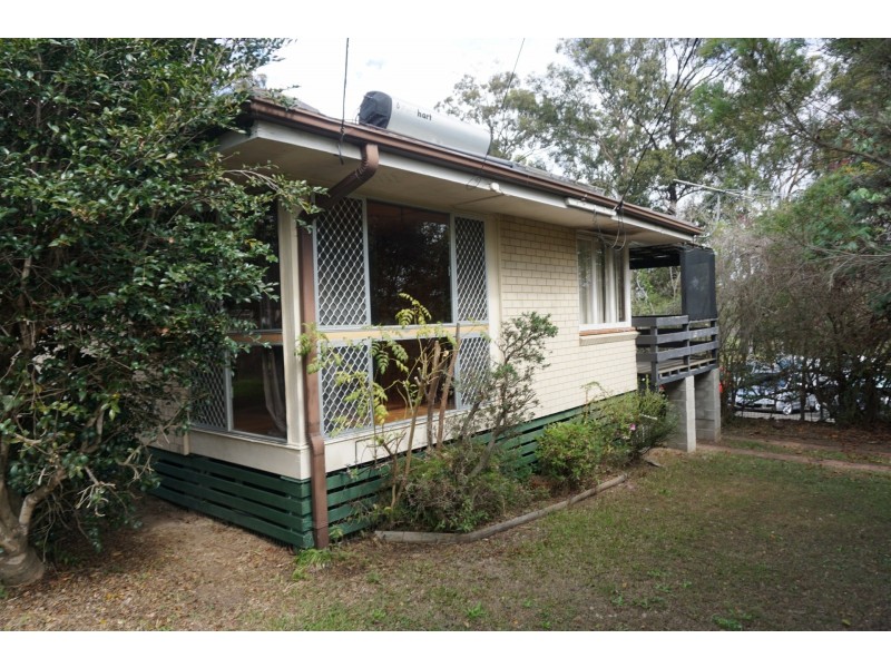 12 Arthur Street, Woodridge QLD 4114