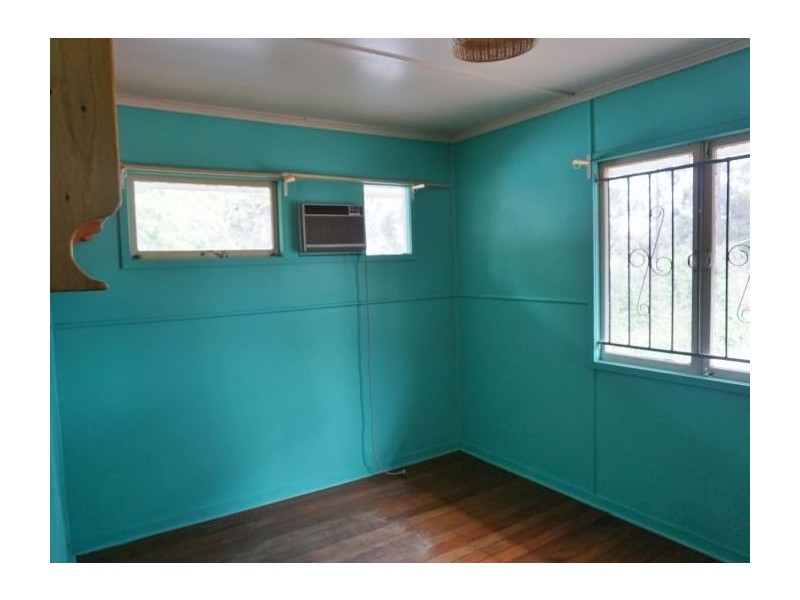 12 Arthur Street, Woodridge QLD 4114