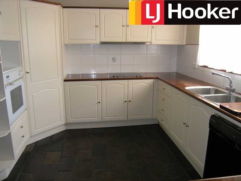 37 Brentwood Drive, Daisy Hill QLD 4127