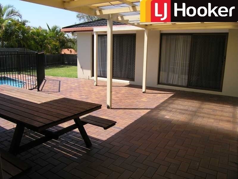 37 Brentwood Drive, Daisy Hill QLD 4127