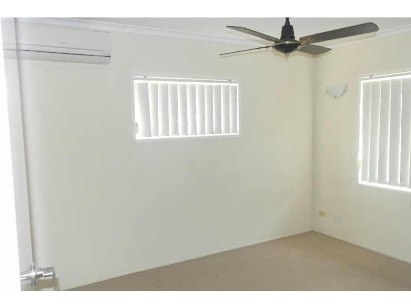 9 Marlane Court, Springwood QLD 4127