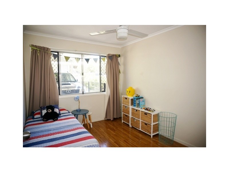 10 Westgate Avenue, Springwood QLD 4127