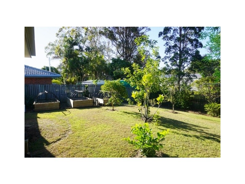 22 Shortland Street, Springwood QLD 4127