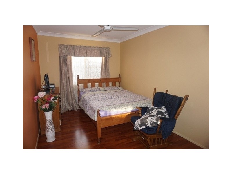 69 Dennis Road, Springwood QLD 4127