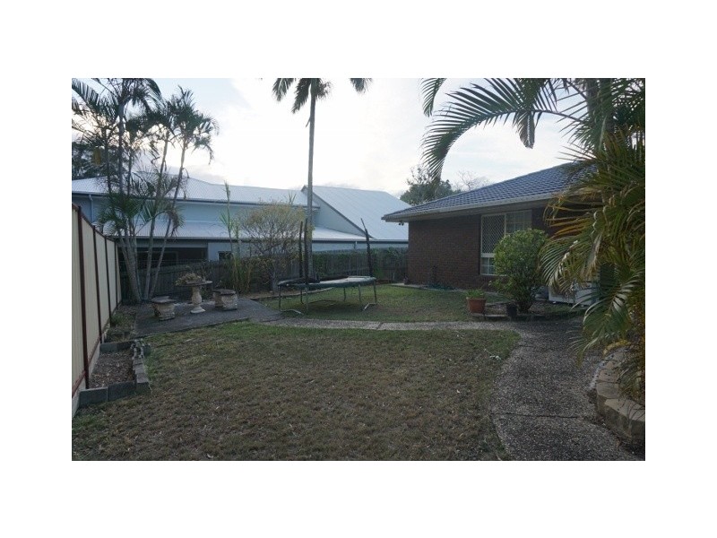 69 Dennis Road, Springwood QLD 4127