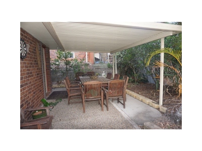 69 Dennis Road, Springwood QLD 4127
