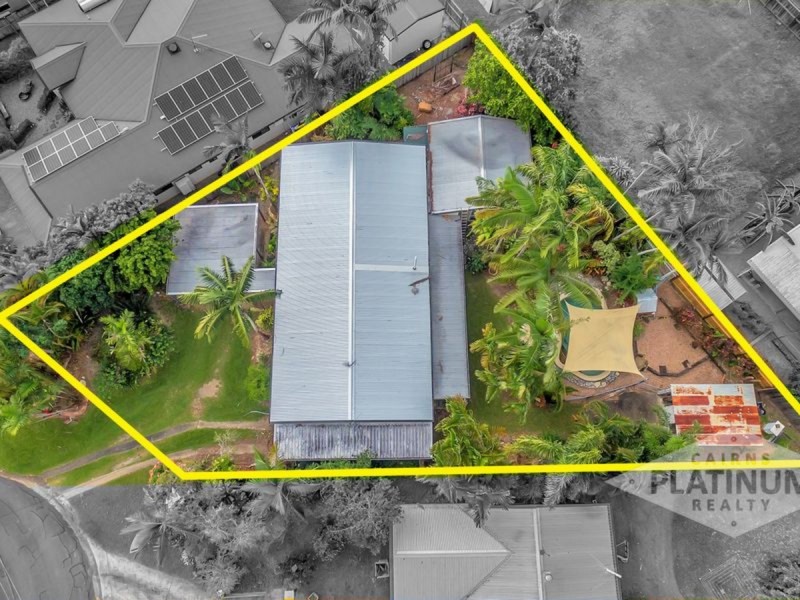 7 Queensborough Close, Trinity Park QLD 4879