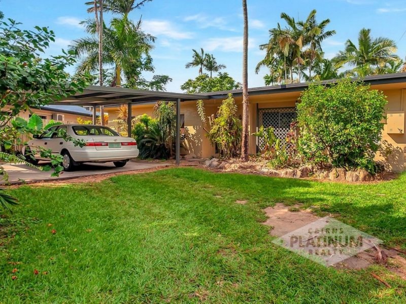 7 Queensborough Close, Trinity Park QLD 4879