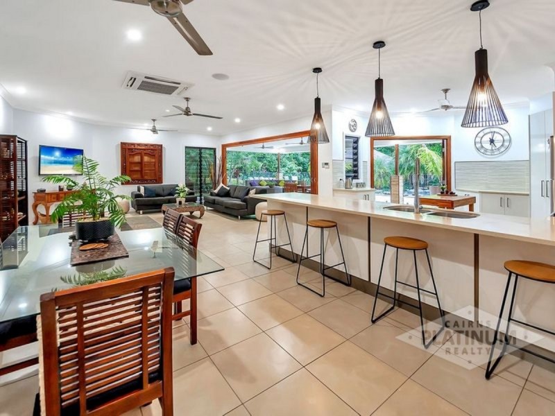 74 Leonard Street, Kewarra Beach QLD 4879