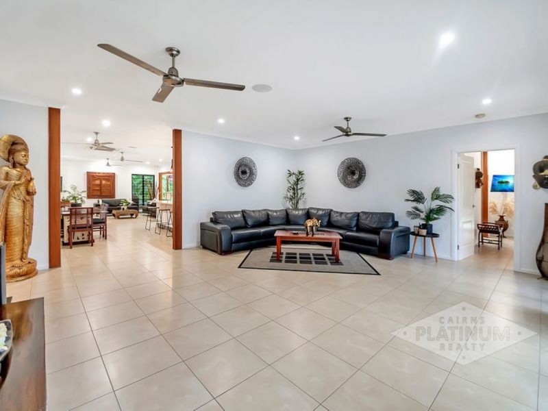 74 Leonard Street, Kewarra Beach QLD 4879