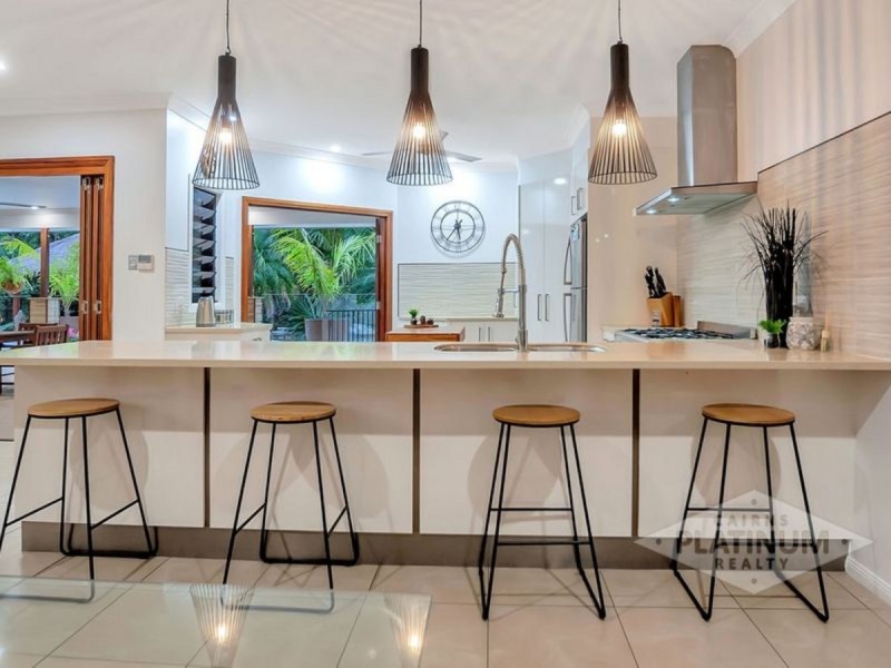 74 Leonard Street, Kewarra Beach QLD 4879
