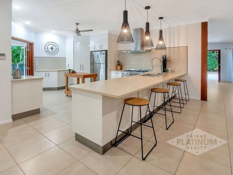 74 Leonard Street, Kewarra Beach QLD 4879
