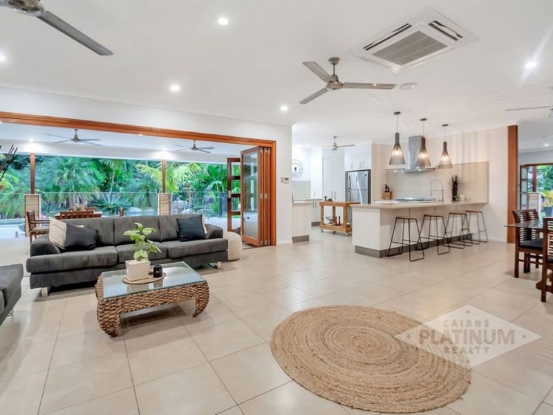74 Leonard Street, Kewarra Beach QLD 4879