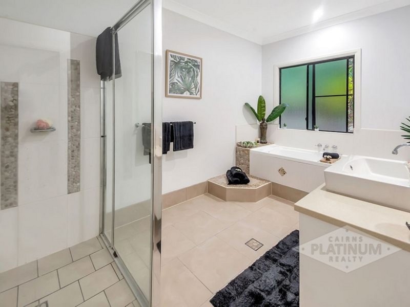74 Leonard Street, Kewarra Beach QLD 4879