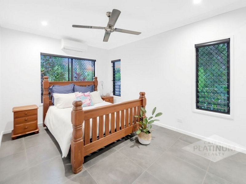 13 Megalong Close, Smithfield QLD 4878