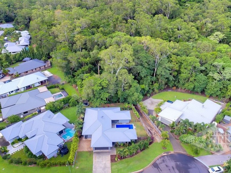13 Megalong Close, Smithfield QLD 4878
