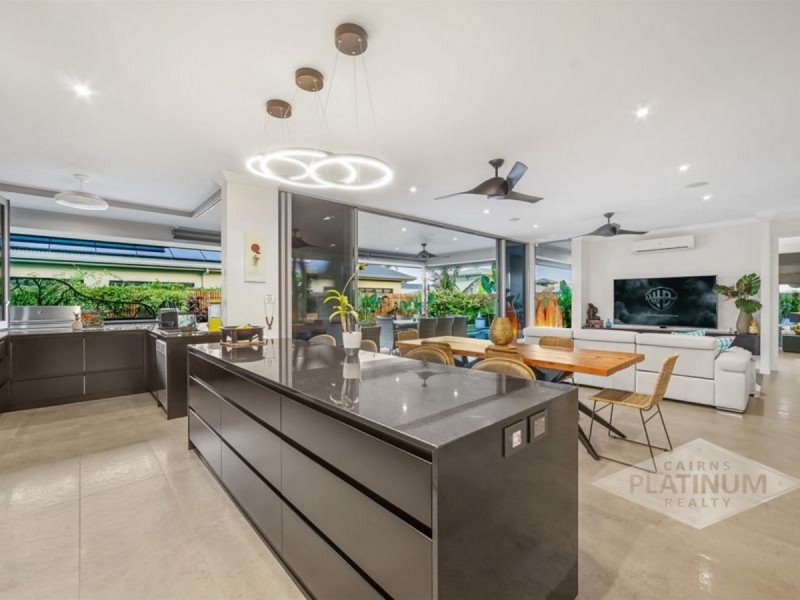 12 Castleton Entrance, Smithfield QLD 4878