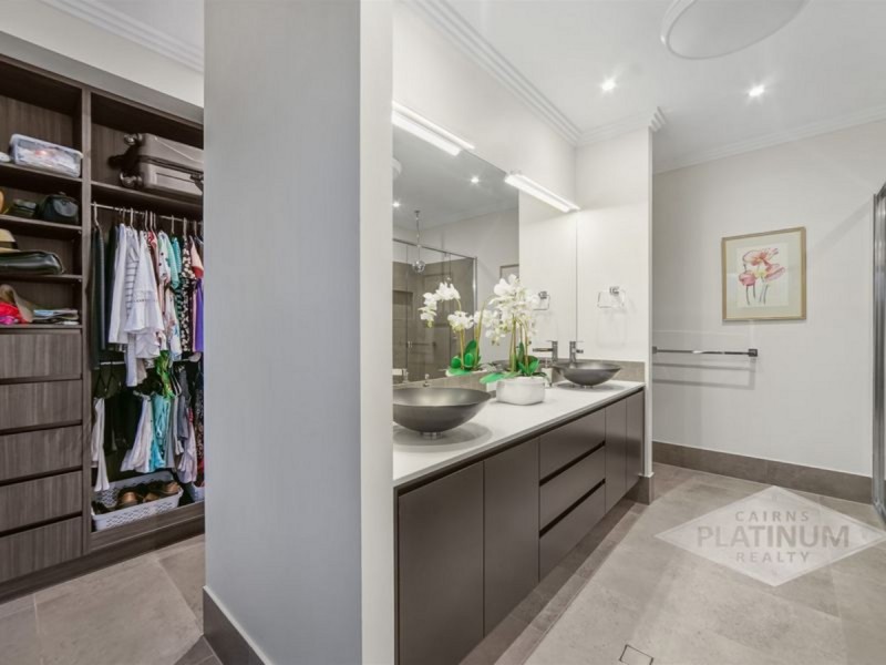 12 Castleton Entrance, Smithfield QLD 4878