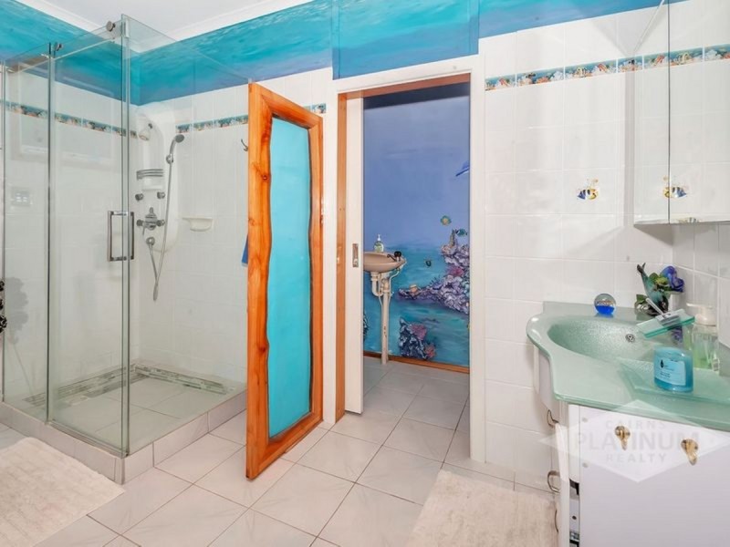 2 Parkway Street, Trinity Park QLD 4879