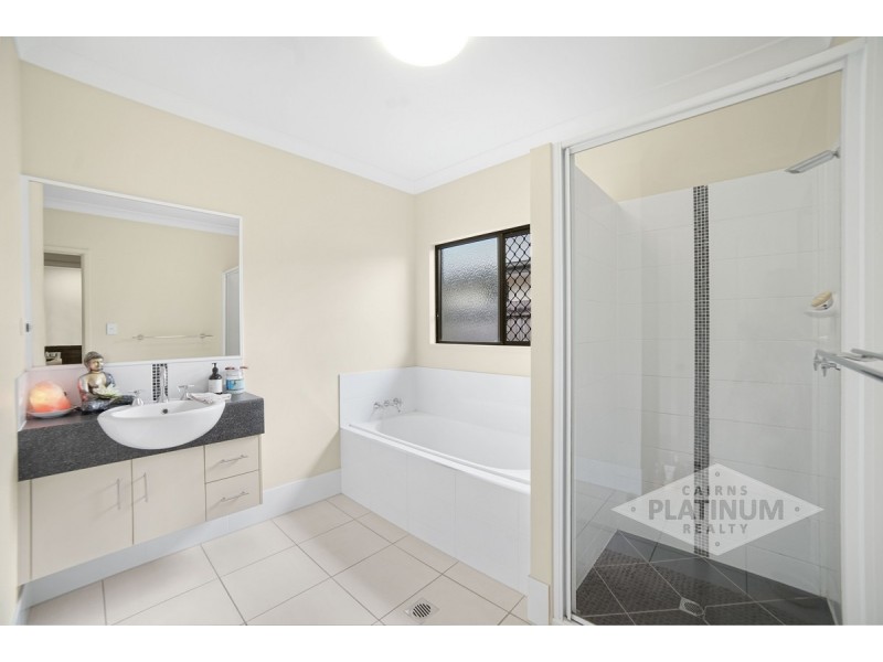 8 Montalbion Avenue, Trinity Park QLD 4879