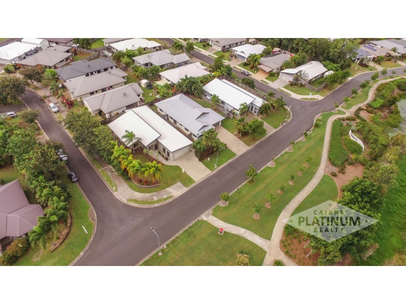 8 Montalbion Avenue, Trinity Park QLD 4879