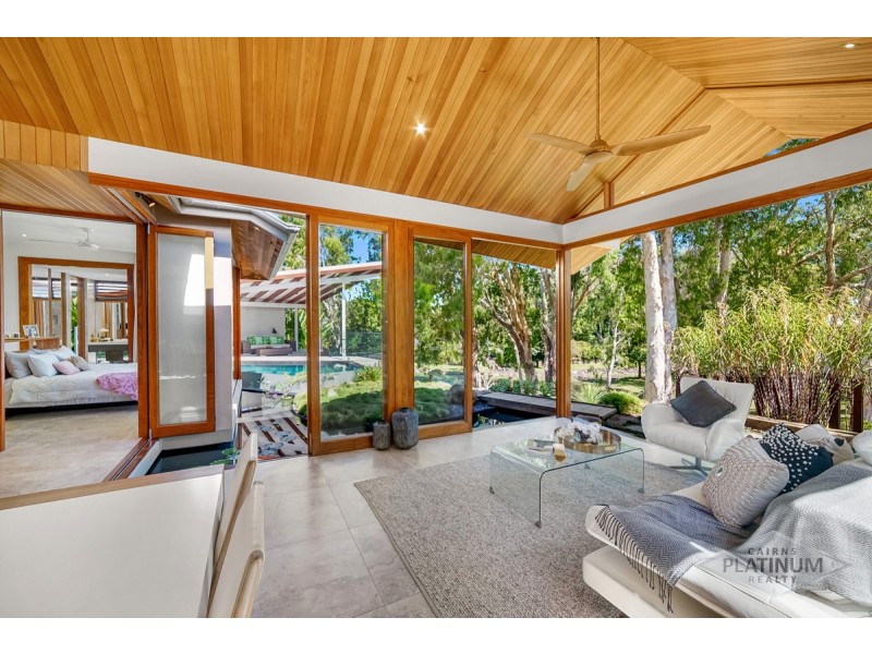 37 Freshwater Avenue, Palm Cove QLD 4879