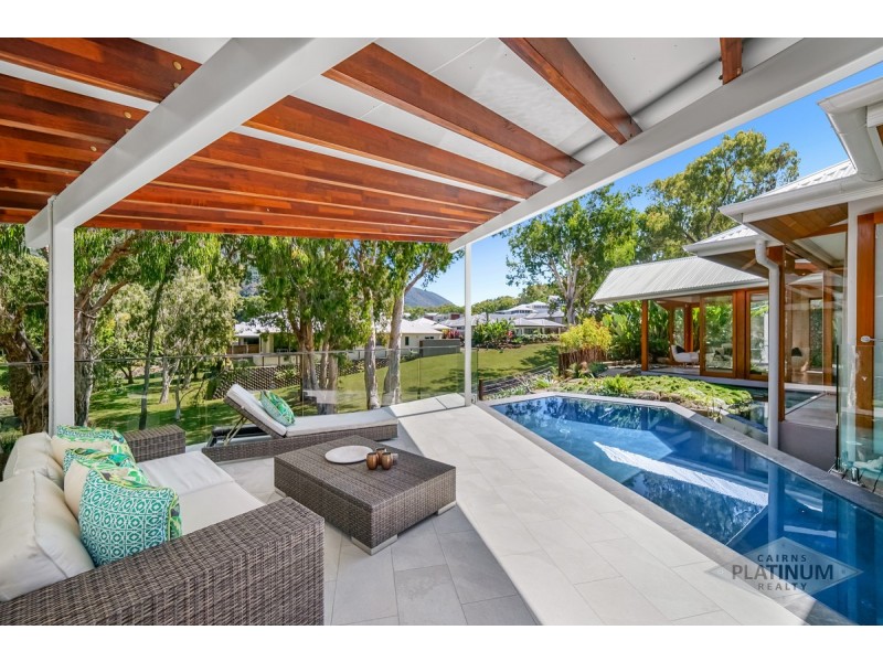37 Freshwater Avenue, Palm Cove QLD 4879