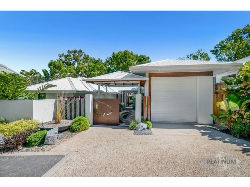 37 Freshwater Avenue, Palm Cove QLD 4879