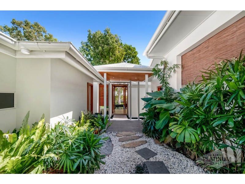 37 Freshwater Avenue, Palm Cove QLD 4879