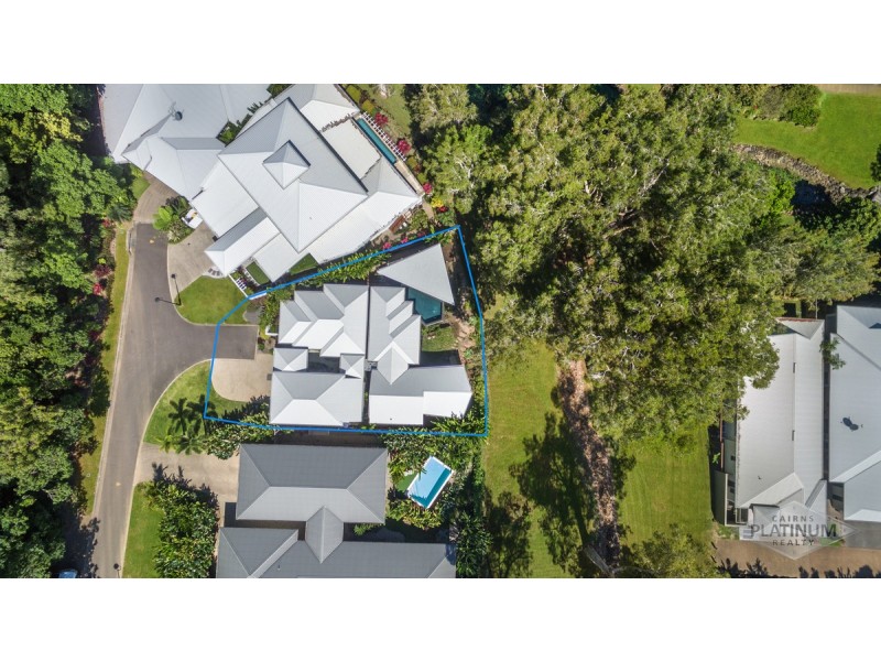 37 Freshwater Avenue, Palm Cove QLD 4879