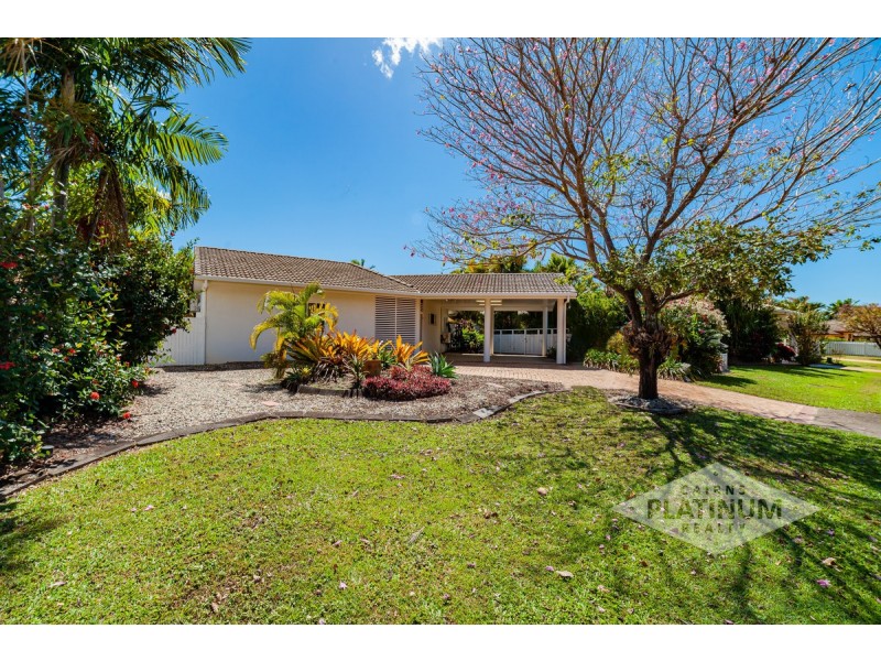 17 Green Avenue, Kewarra Beach QLD 4879