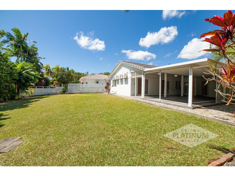 17 Green Avenue, Kewarra Beach QLD 4879