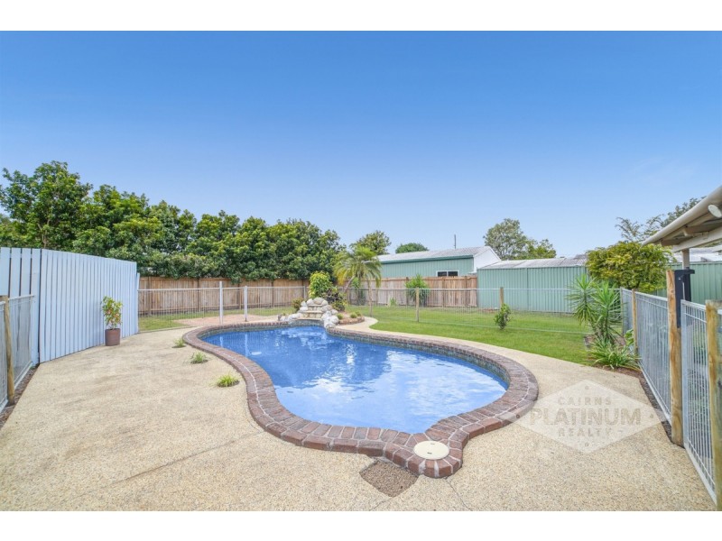 12 Centaur Street, Trinity Park QLD 4879