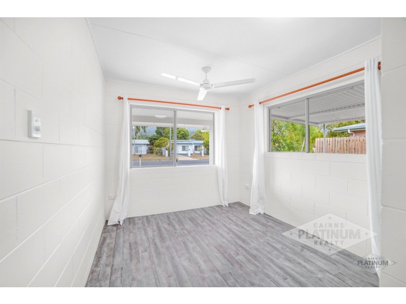 12 Centaur Street, Trinity Park QLD 4879