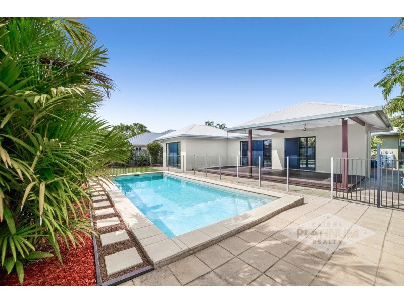 11 Norwood Crescent, Trinity Park QLD 4879