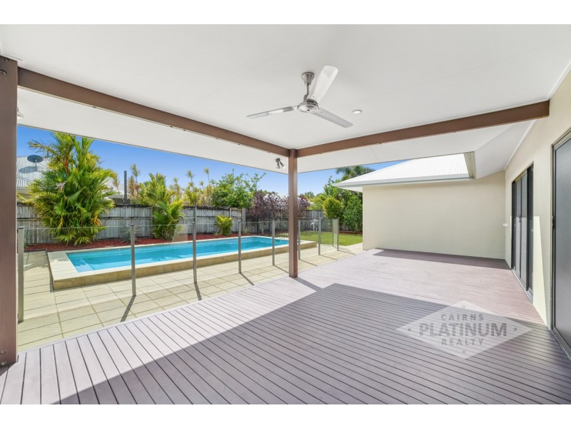 11 Norwood Crescent, Trinity Park QLD 4879