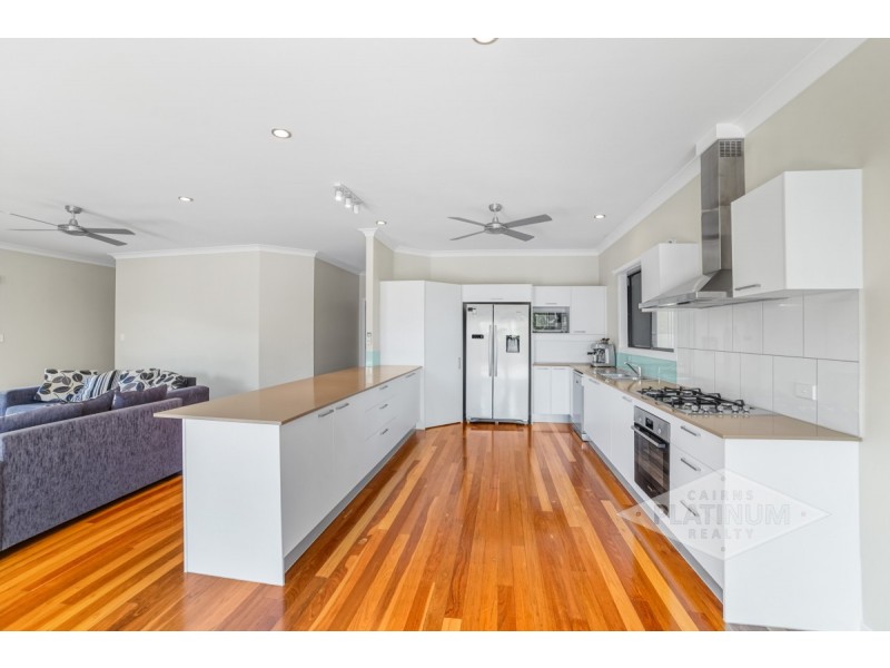 11 Norwood Crescent, Trinity Park QLD 4879