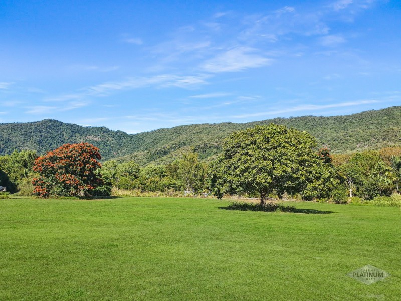 4990 Captain Cook Highway, Oak Beach QLD 4877