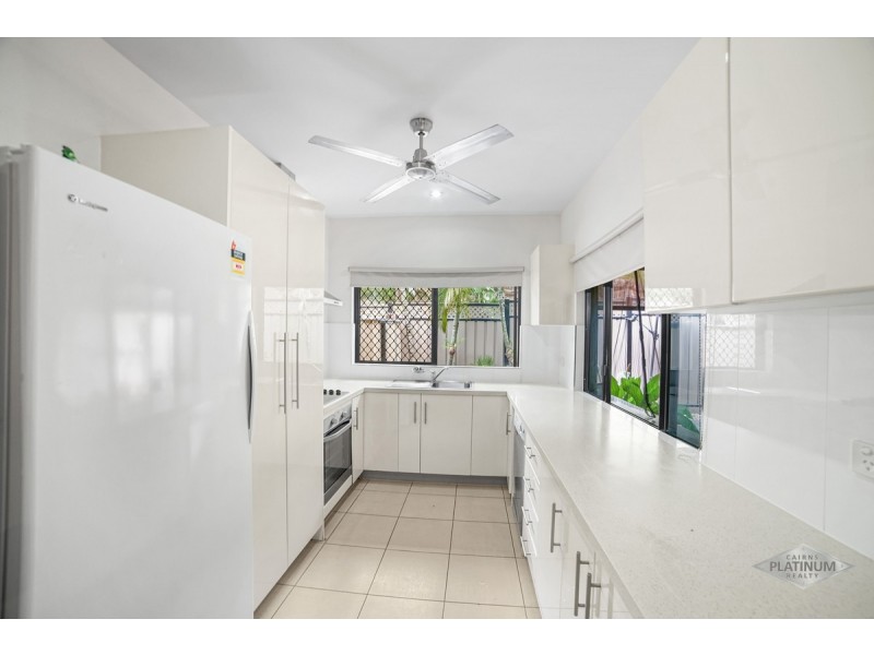 1/1 Savaii Close, Palm Cove QLD 4879