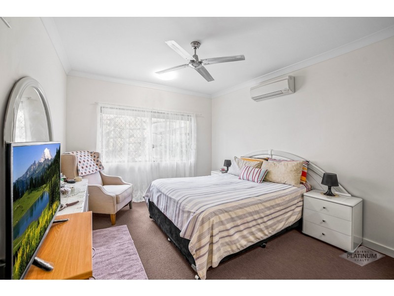 1/1 Savaii Close, Palm Cove QLD 4879