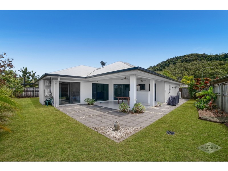 13 Bowline Close, Trinity Beach QLD 4879