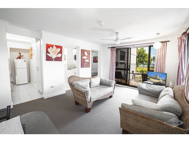 7/249-255 Esplanade, Cairns North QLD 4870