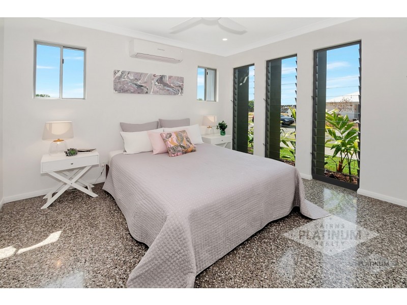 17 Master Circuit, Trinity Beach QLD 4879