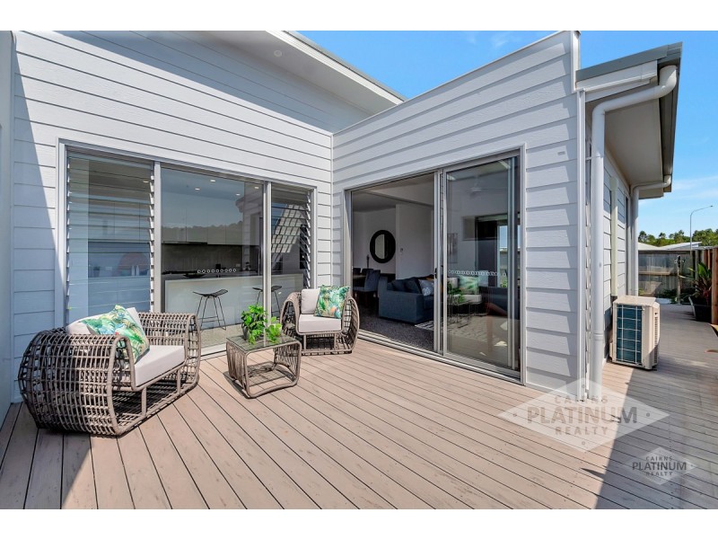 17 Master Circuit, Trinity Beach QLD 4879