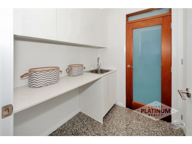 17 Master Circuit, Trinity Beach QLD 4879