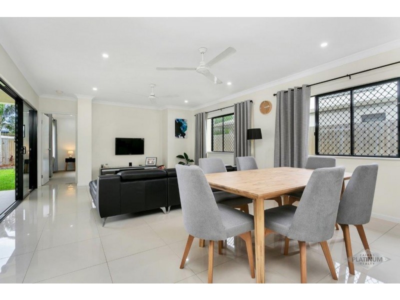 50 Hillary Drive, Smithfield QLD 4878